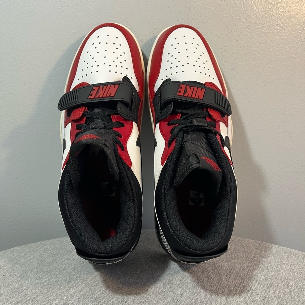 Nike Air Jordan Legacy 312 Low Chicago Red & Black Men's Shoe Size 11 CD7069-106 - Picture 8 of 11